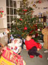 christmas_day.jpg (273988 bytes)